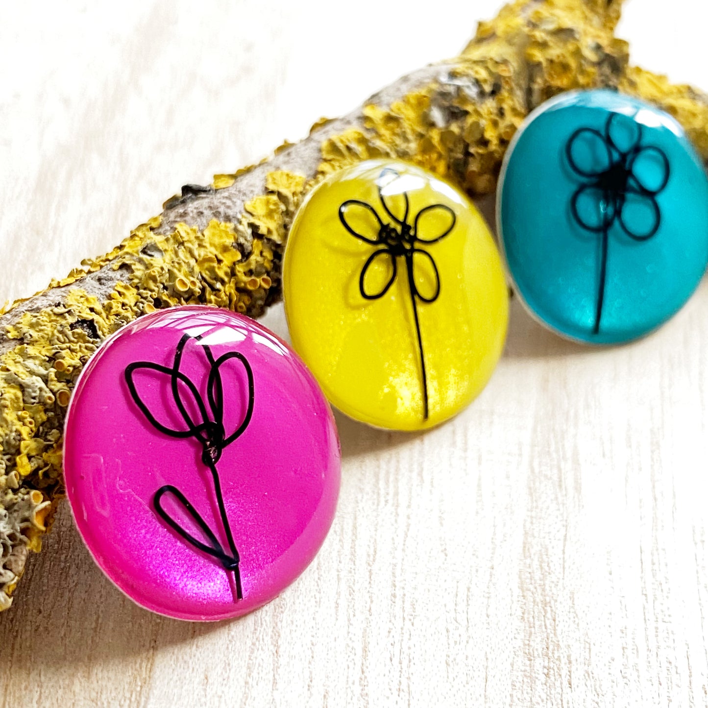 Floral Wire Art Earrings | Red